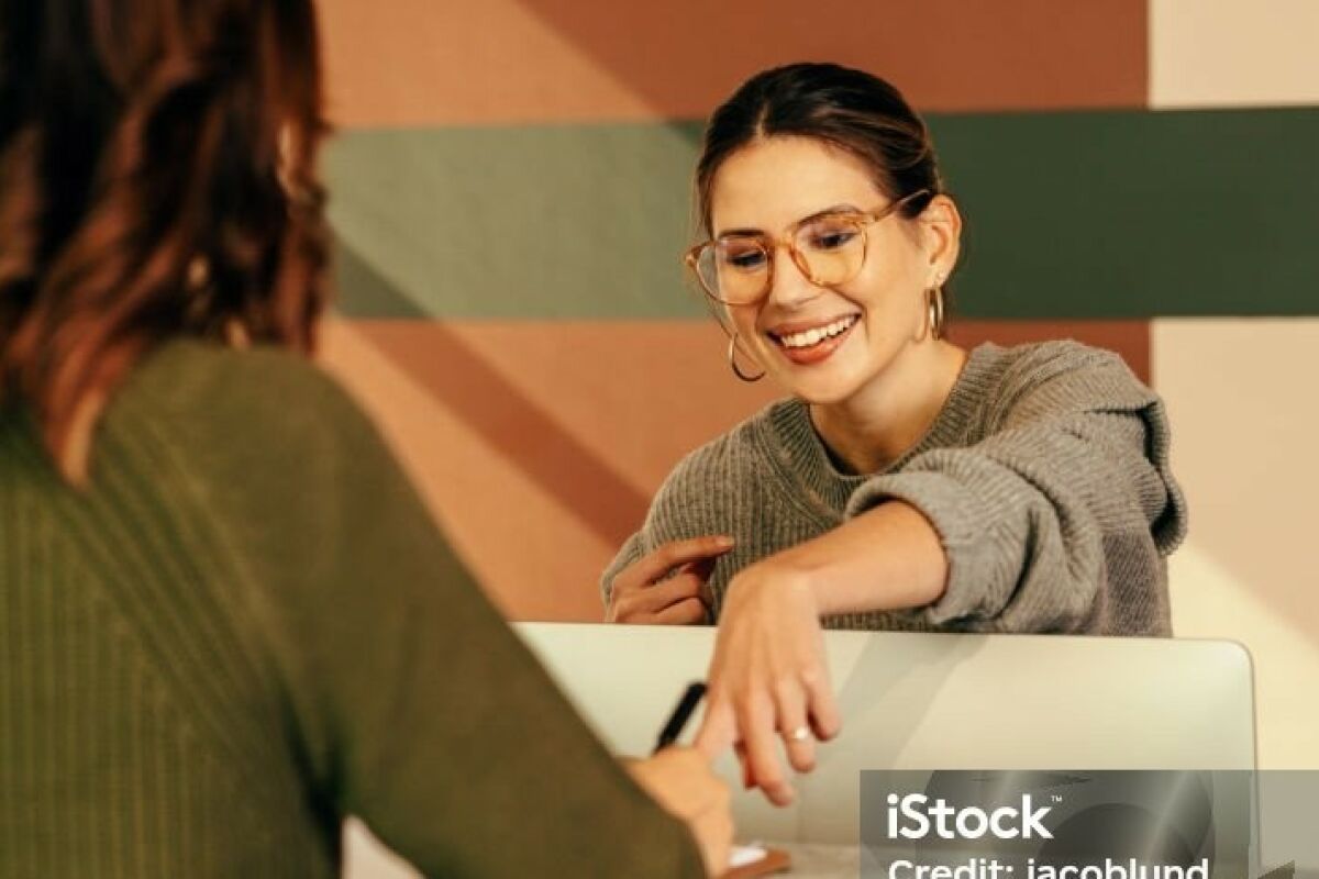 Recepční na 12hodinové směny